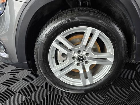 Used 2023 Mercedes-Benz GLB 250 4MATIC image 11