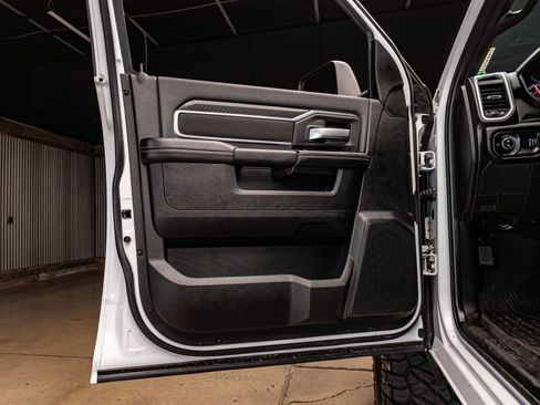 Used 2025 RAM 3500 Big Horn image 28