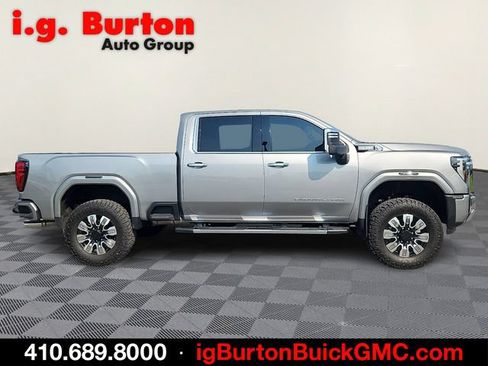 Used 2025 GMC Sierra 2500 Denali w/ Denali Reserve Package AWD/4WD image 7