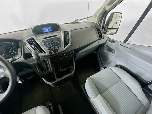 Used 2015 Ford Transit 150 XLT image 11