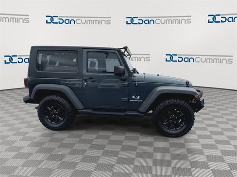 Used 2008 Jeep Wrangler X image 2