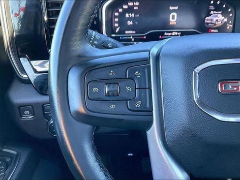 Used 2025 GMC Sierra 1500 SLT image 20
