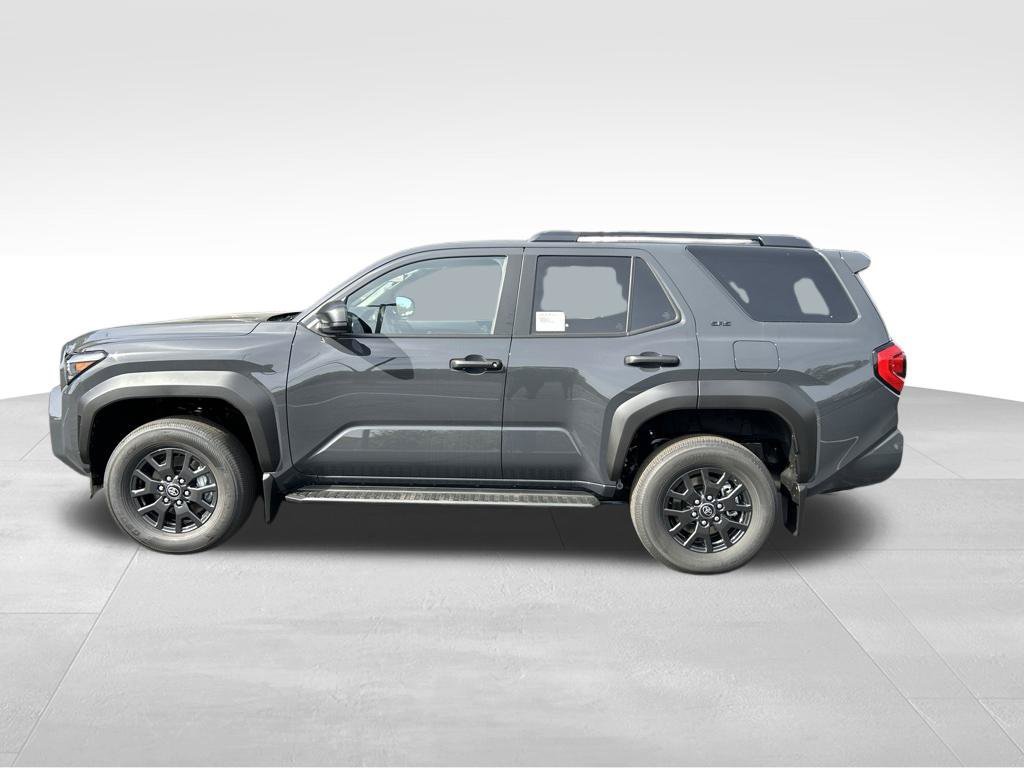 New 2026 Toyota 4Runner SR5 AWD/4WD image 2