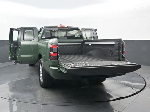 Used 2024 Nissan Frontier SV w/ SV Convenience Package RWD image 35