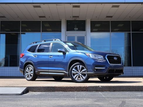 Used 2021 Subaru Ascent Touring w/ Popular Package #2A image 2
