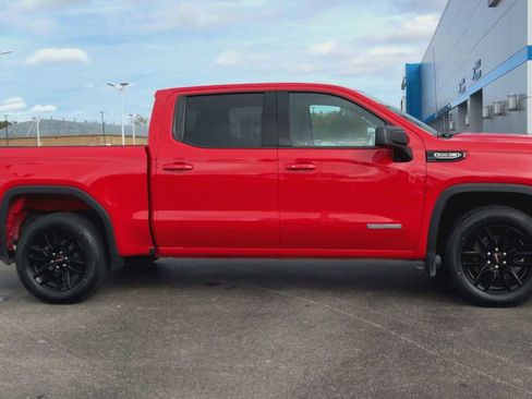 Certified 2022 GMC Sierra 1500 Elevation w/ LPO, Elevation Black Package image 9