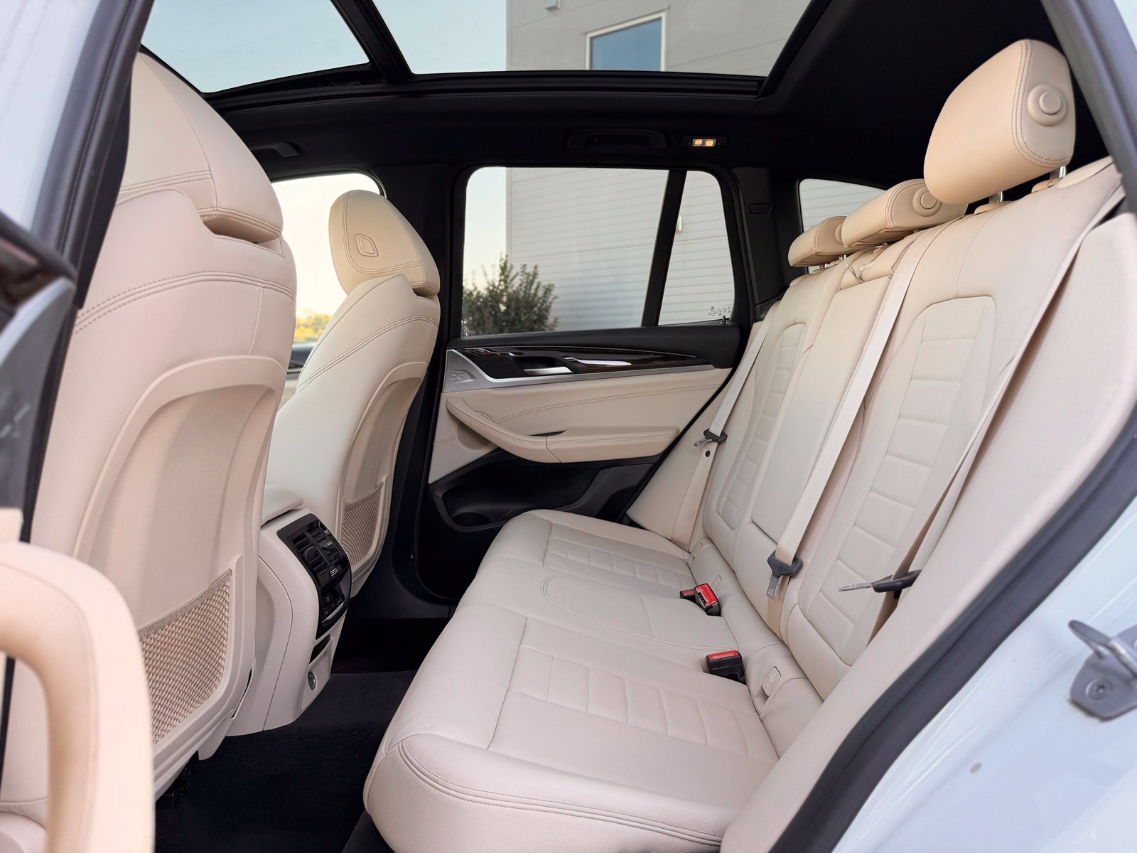 Used 2018 BMW X3 xDrive30i AWD/4WD image 19