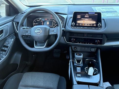 New 2026 Nissan Rogue SV image 9