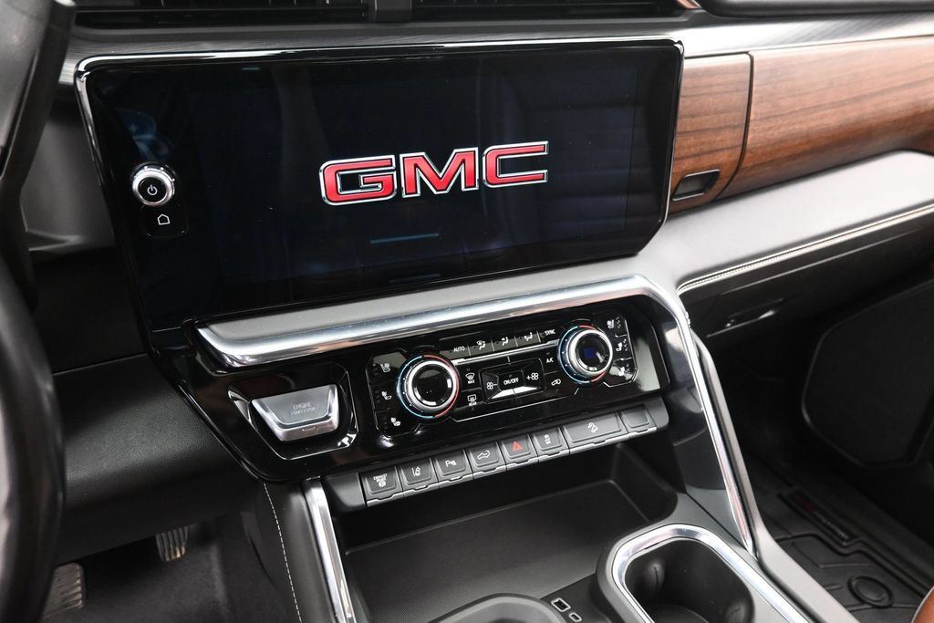 Used 2025 GMC Sierra 2500 Denali Ultimate AWD/4WD image 17