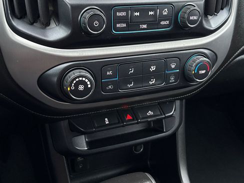 Used 2018 GMC Canyon SLE image 22