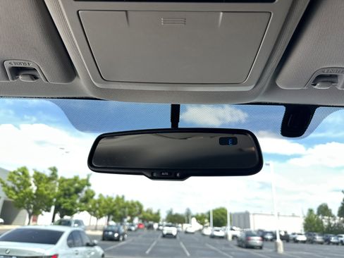 Used 2017 Toyota Tacoma SR5 w/ Tow Package RWD image 27