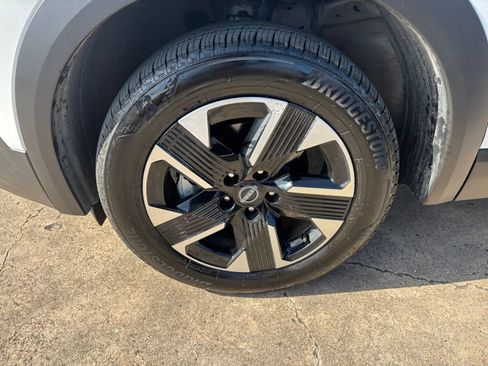 Used 2026 Nissan Kicks SV w/ Cold Weather Package AWD/4WD image 29