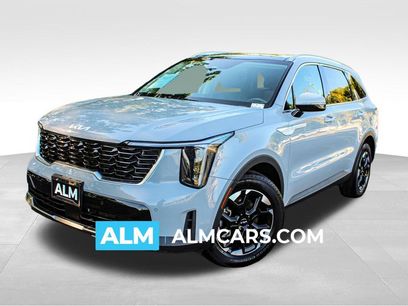 Used 2025 Kia Sorento S w/ Panoramic Sunroof Package