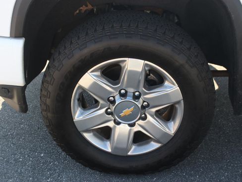 Used 2022 Chevrolet Silverado 2500 LTZ w/ Z71 Chrome Sport Edition image 43