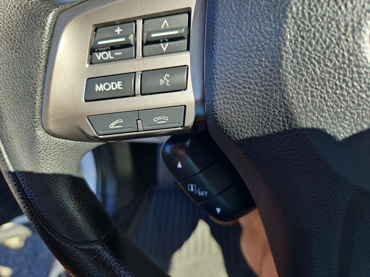 Used 2014 Subaru Forester 2.5i Premium w/ All-Weather Package AWD/4WD image 29
