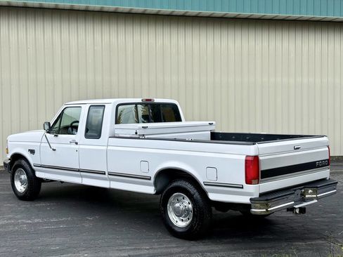 Used 1995 Ford F250 XLT image 8