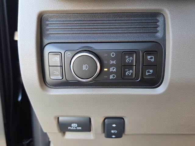 Used 2026 Ford F250 Platinum w/ Platinum Plus Package AWD/4WD image 25