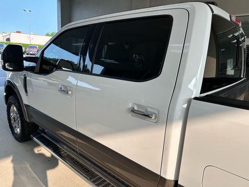 Used 2022 Ford F250 Lariat w/ Chrome Package AWD/4WD image 13