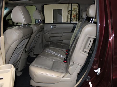 Used 2011 Honda Pilot EX-L image 25