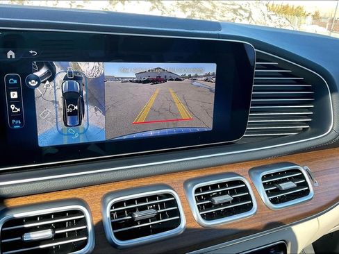 Used 2026 Mercedes-Benz GLS 450 4MATIC image 21