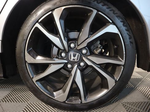 Used 2019 Honda Civic Sport image 30