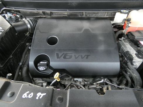 Used 2018 Buick Enclave Avenir w/ Avenir Technology Package image 19