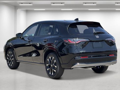 New 2026 Honda HR-V EX-L image 2