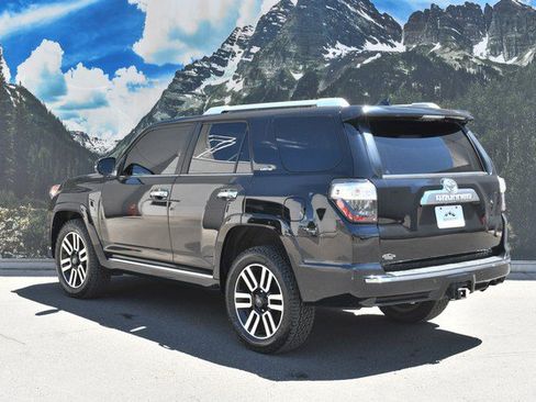 Certified 2022 Toyota 4Runner Limited AWD/4WD image 9