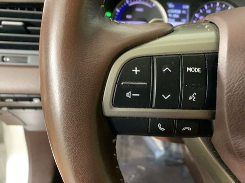 Used 2020 Lexus RX 450h AWD w/ Premium Package image 21