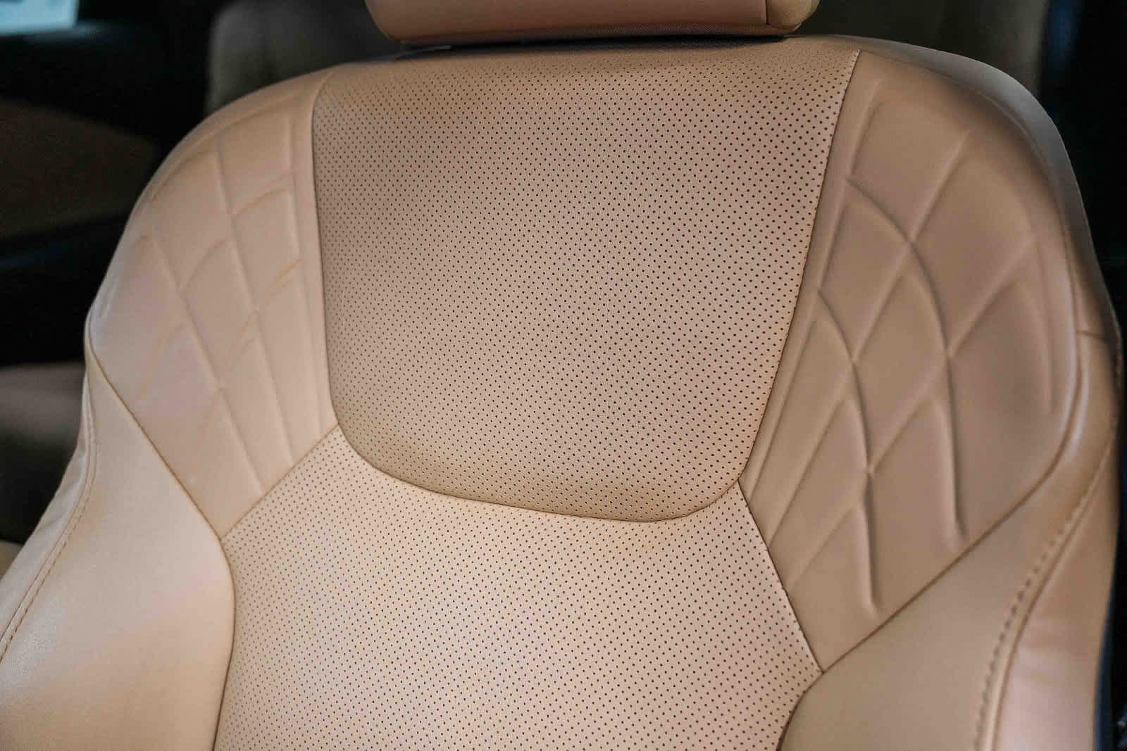 Used 2024 Lexus RX 350 Premium w/ Convenience Package FWD image 23