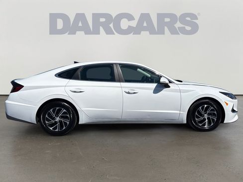 Used 2023 Hyundai Sonata Blue FWD image 8