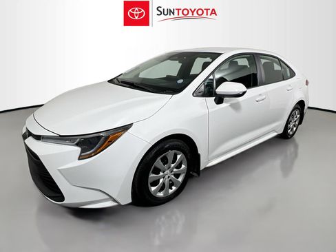 Used 2026 Toyota Corolla LE FWD image 9