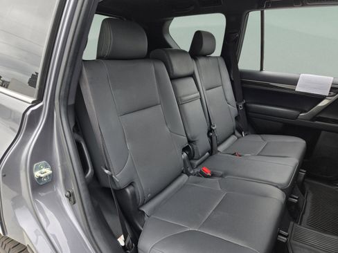Used 2023 Lexus GX 460 Premium w/ Premium Package AWD/4WD image 23