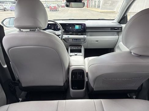 Used 2024 Hyundai Kona Limited FWD image 29