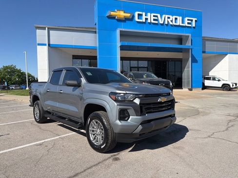 Certified 2026 Chevrolet Colorado LT w/ Advanced Trailering Package AWD/4WD image 1