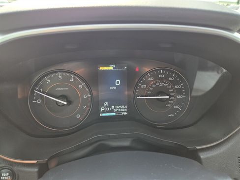 Used 2023 Subaru Crosstrek 2.0i Premium AWD/4WD image 17
