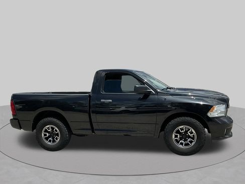 Used 2018 RAM 1500 Express RWD image 7