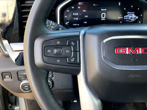 Used 2026 GMC Sierra 1500 SLT AWD/4WD image 24