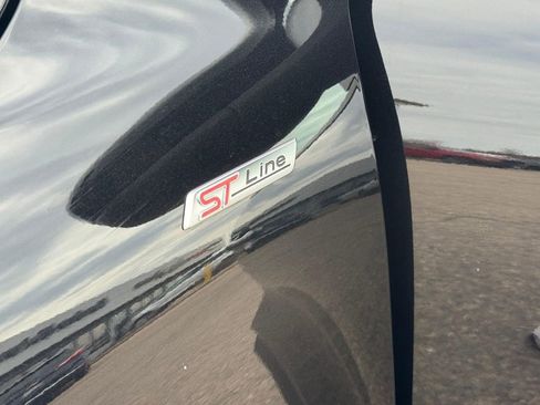 Used 2025 Ford Escape ST-Line Select AWD/4WD image 8