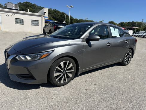 Used 2021 Nissan Sentra SV w/ SV Premium Package image 3