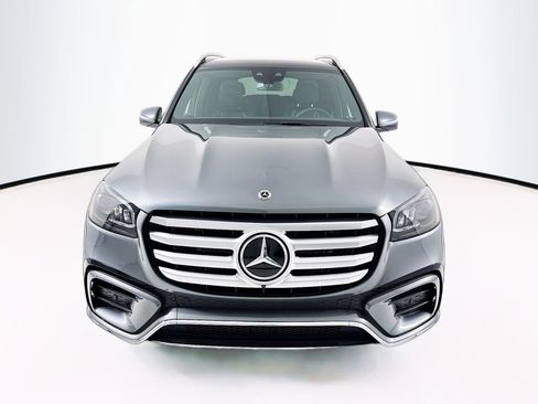 New 2026 Mercedes-Benz GLS 450 4MATIC image 2