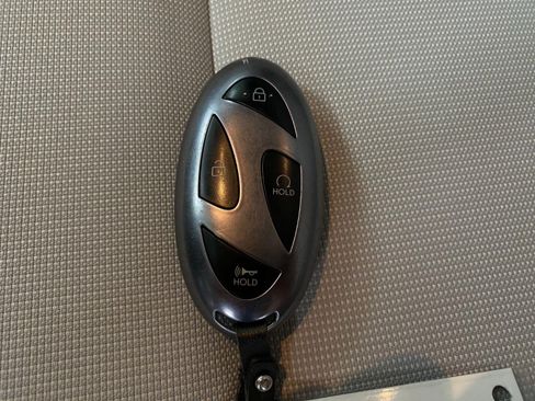 Certified 2025 Hyundai Kona SEL AWD/4WD image 31