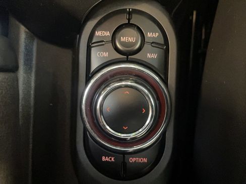 Used 2023 MINI Cooper S image 11