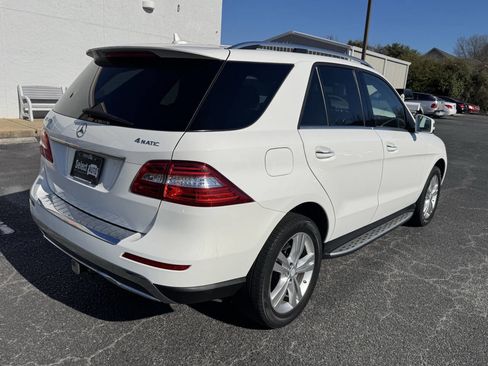 Used 2015 Mercedes-Benz ML 350 ML 350 4MATIC AWD 4dr SUV w/ Premium 1 Package image 5