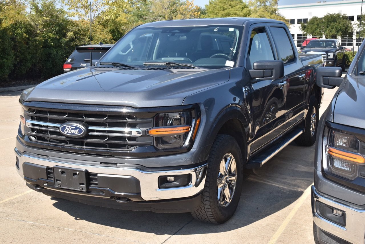 Used 2025 Ford F150 XLT w/ Equipment Group 301A Standard AWD/4WD image 2