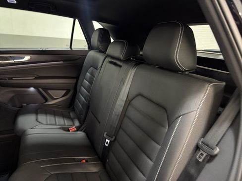 New 2026 Volkswagen Atlas Cross Sport SEL R-Line AWD/4WD image 21