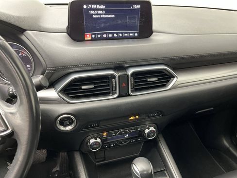 Used 2018 MAZDA CX-5 Touring w/ Preferred Equipment Package AWD/4WD image 17