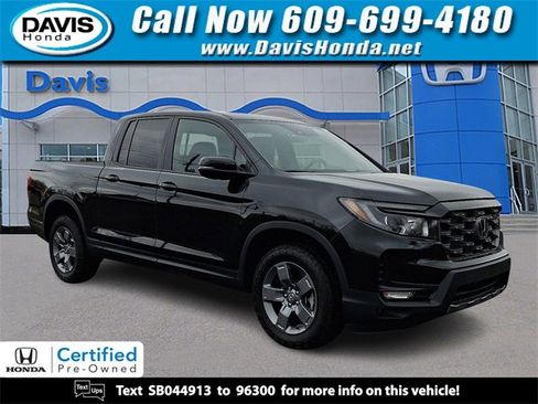 Certified 2025 Honda Ridgeline TrailSport image 1