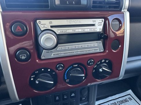 Used 2008 Toyota FJ Cruiser 4WD w/ Upgrade Pkg 2 image 16