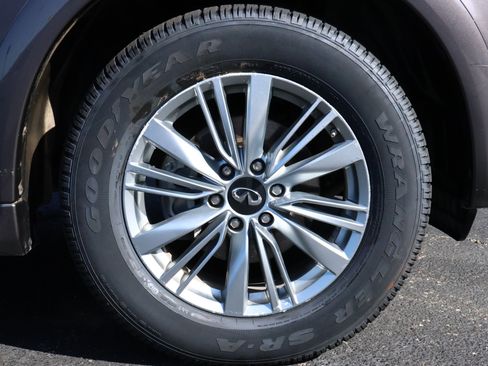 Used 2023 INFINITI QX80 Luxe w/ Cargo Package AWD/4WD image 36